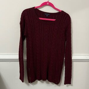 Women’s American Eagle sweater, burgundy, size large